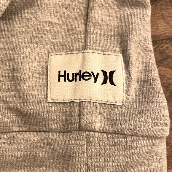 NWT Hurley Girl French Terry Crewneck with matching hair t… - Picture 3 of 6